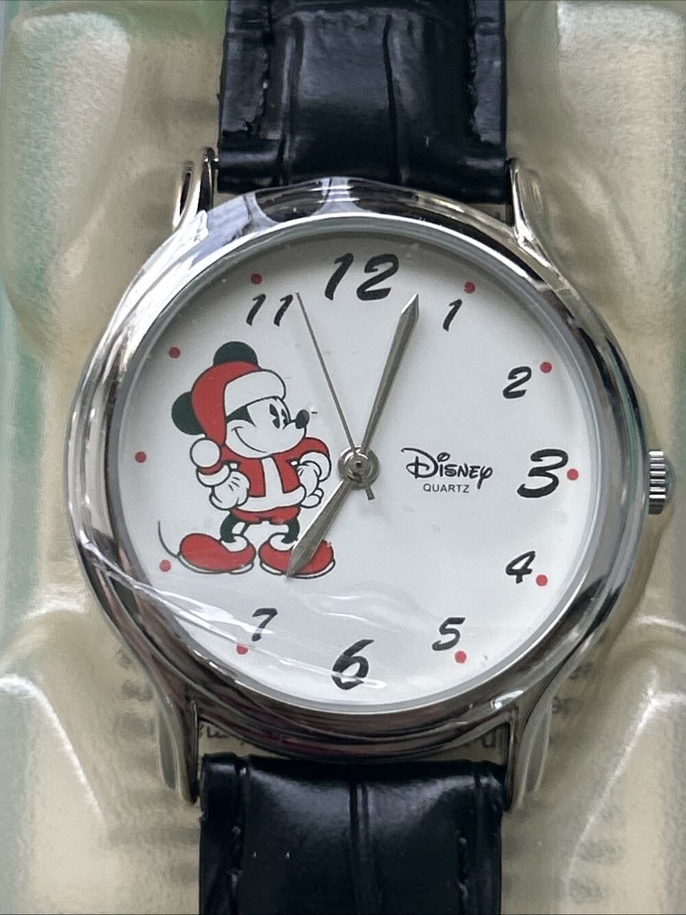 Disney Mickey Mouse Christmas Collectors Edition Quartz Watch